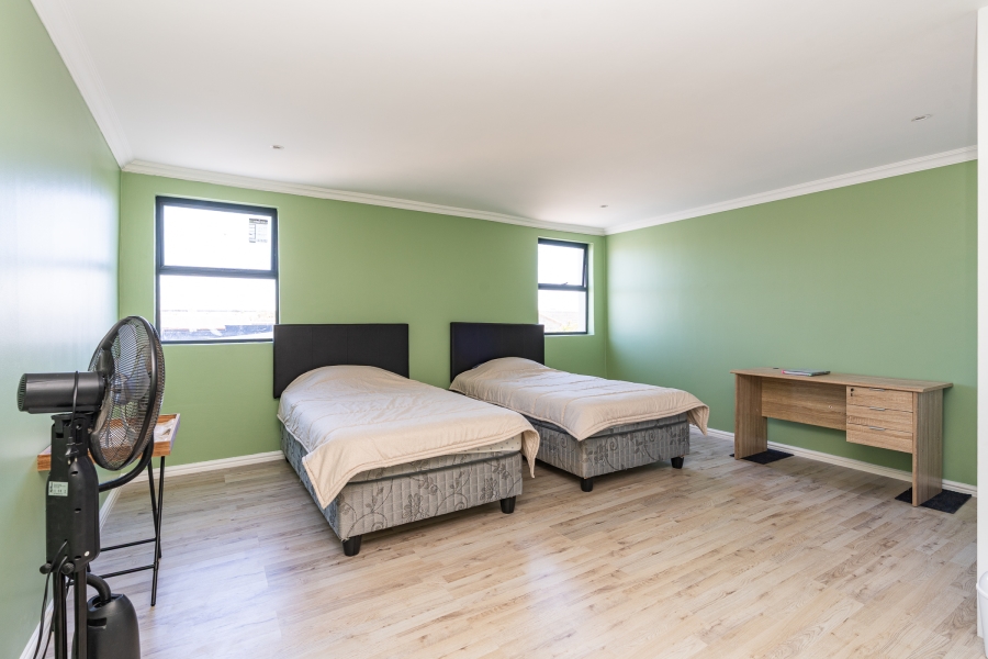 5 Bedroom Property for Sale in Weltevreden Valley Western Cape